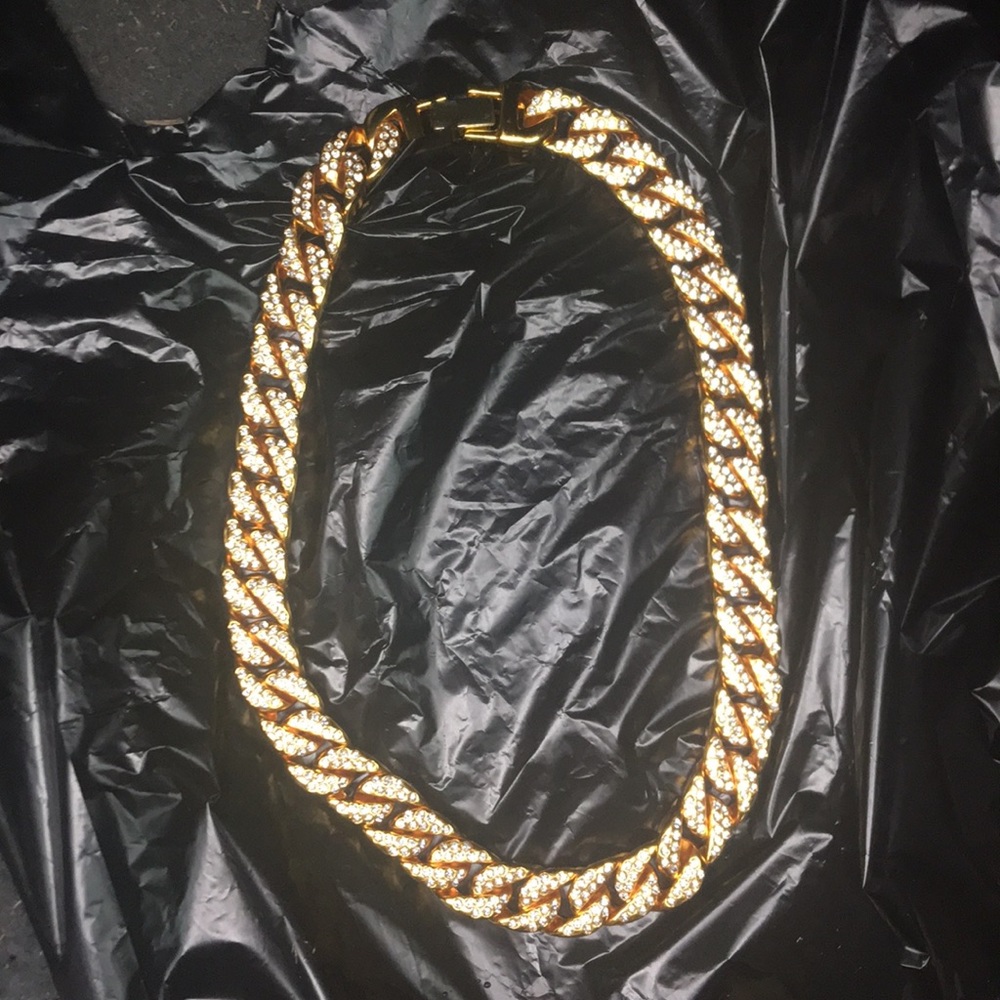 Gold Diamond chain